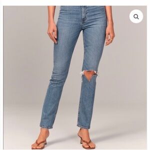 Abercrombie & Fitch - The ‘90s Slim Straight Ultra High Rise - Size 33 LONG